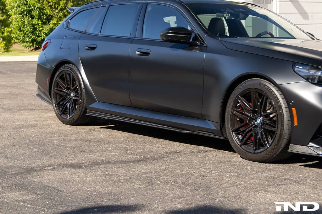 TREVORA G90 / G99 M5 Carbon Fiber PR-1 Side Skirts