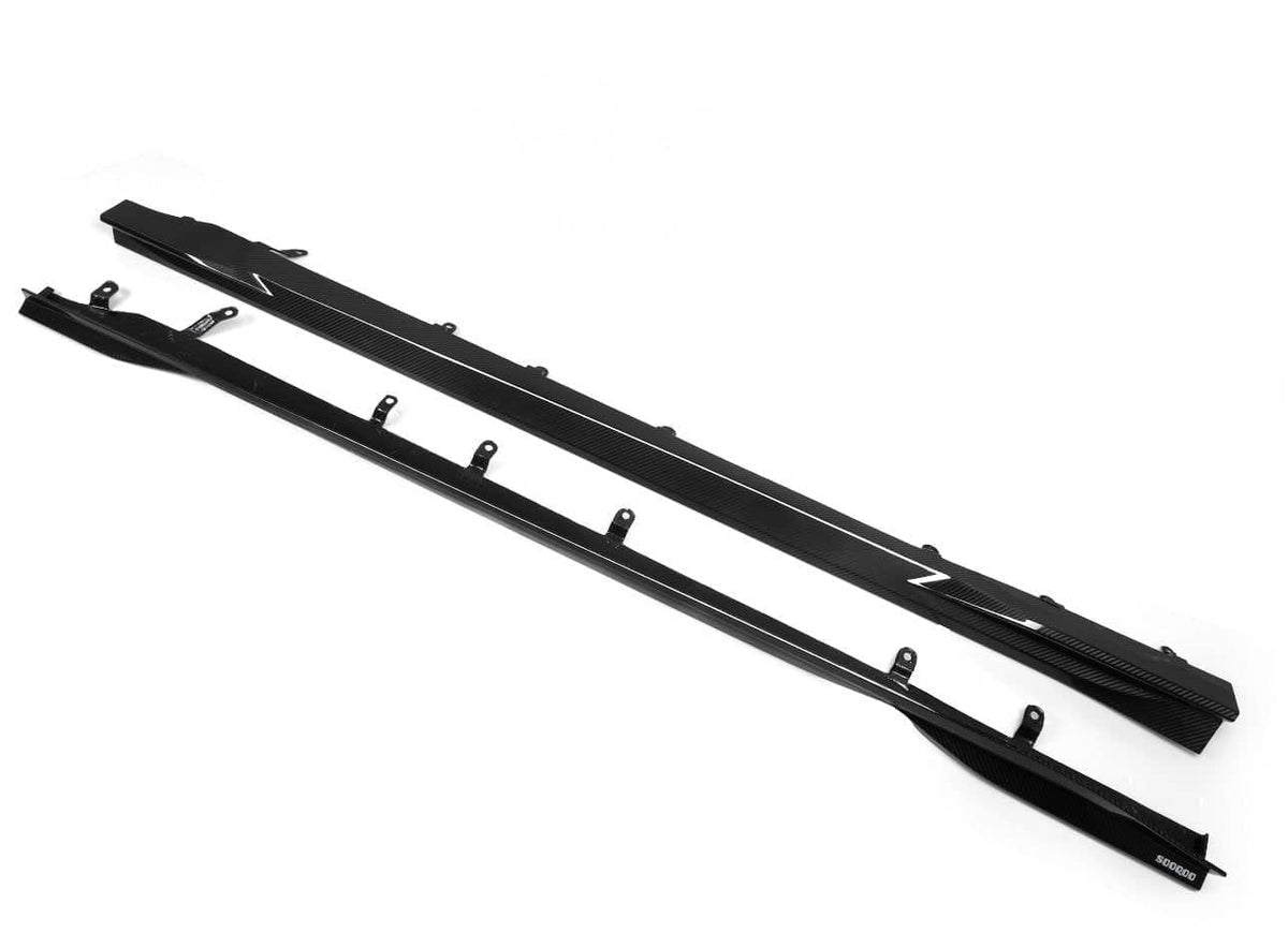 G87 SQ Dry Carbon Fiber Side Skirts
