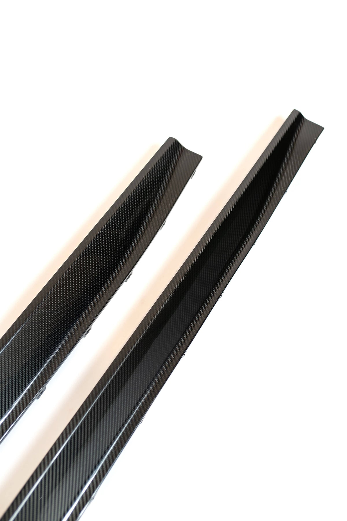 G8X Dry Carbon Fiber V2 Side Skirts