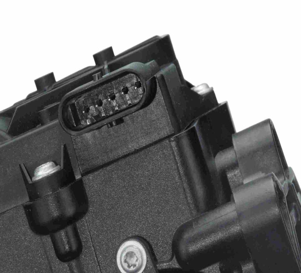 BMW G30 5-Series 530i & 530e Engine Cooling Thermostat By Uro 11537644811