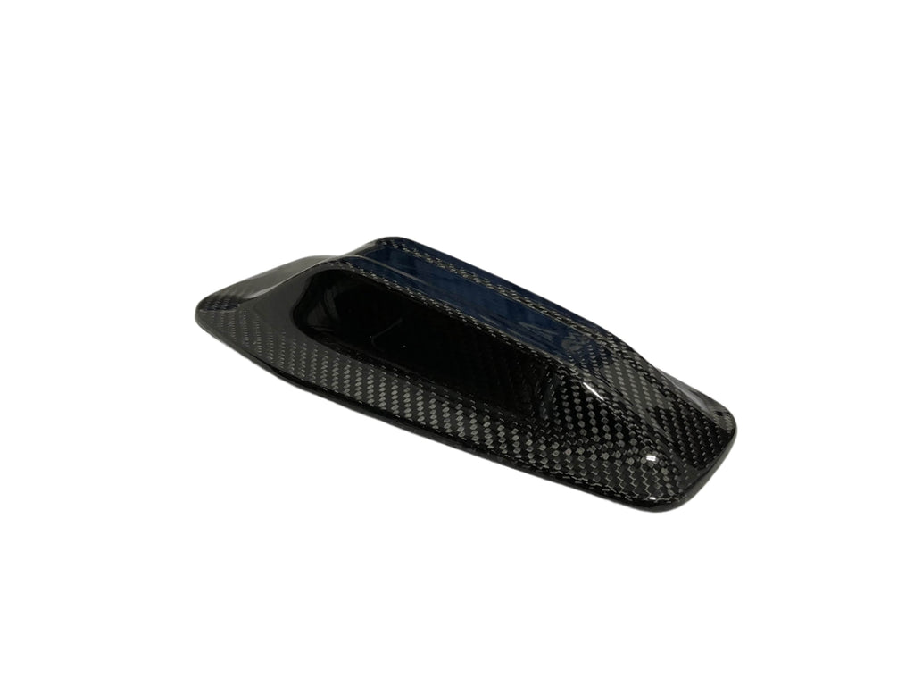 Kies Carbon BMW 5 Series G60/G90 Dry Carbon Fiber Antenna Cover