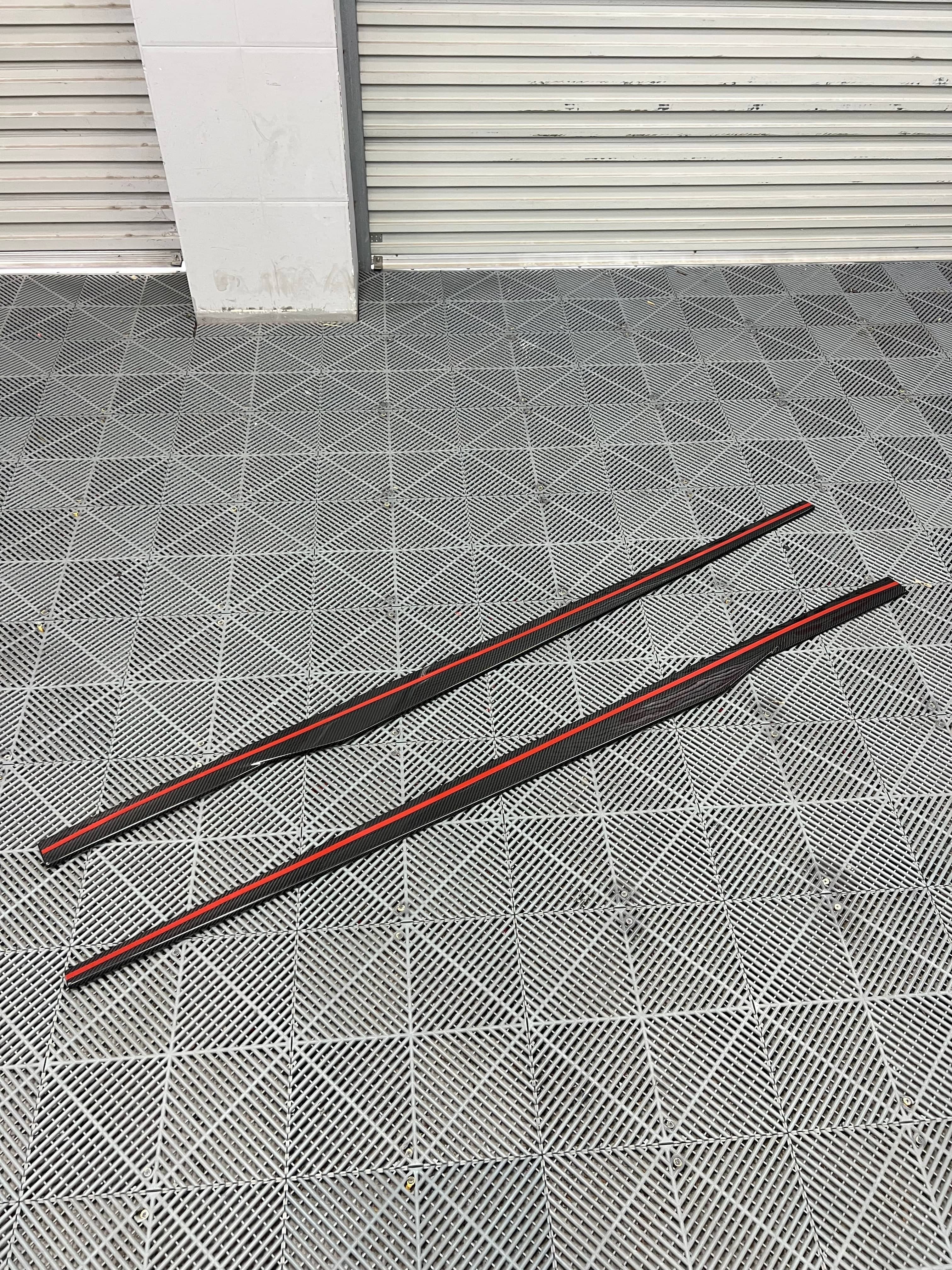 G87 Dry Carbon Fiber Side Skirt Extensions