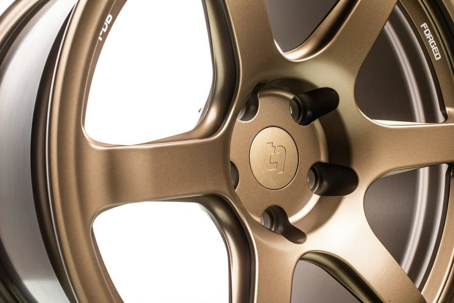 Titan 7 T-D6e BMW E9X M3 Wheel 18x9.5/Offset +22/ 5x120