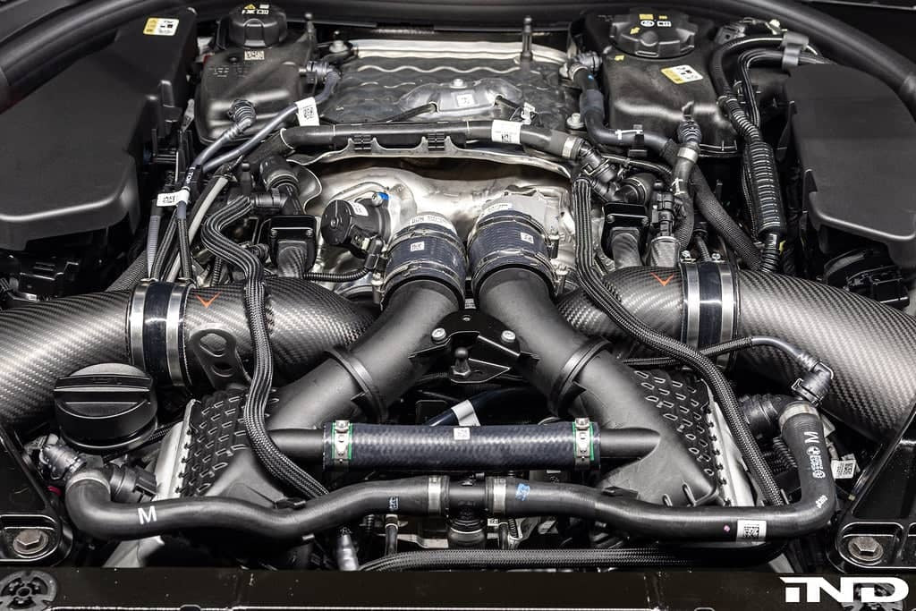 Eventuri BMW G90 / G99 M5 (S68) Carbon Turbo Inlet Set