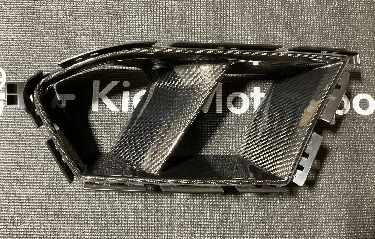 OPEN BOX - Kies G80/G82 Dry Carbon Fiber Vent Trim (Driver’s Side ONLY)