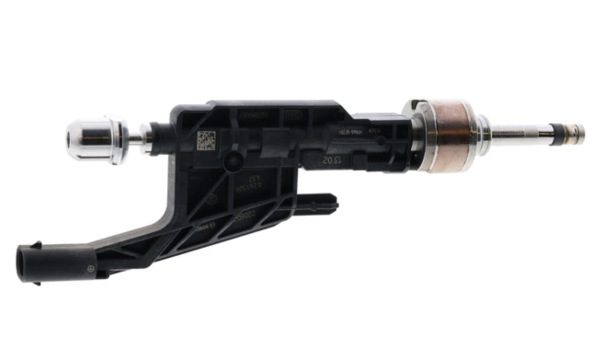 BMW G20 330i Fuel Injector Assembly OEM 13538656548