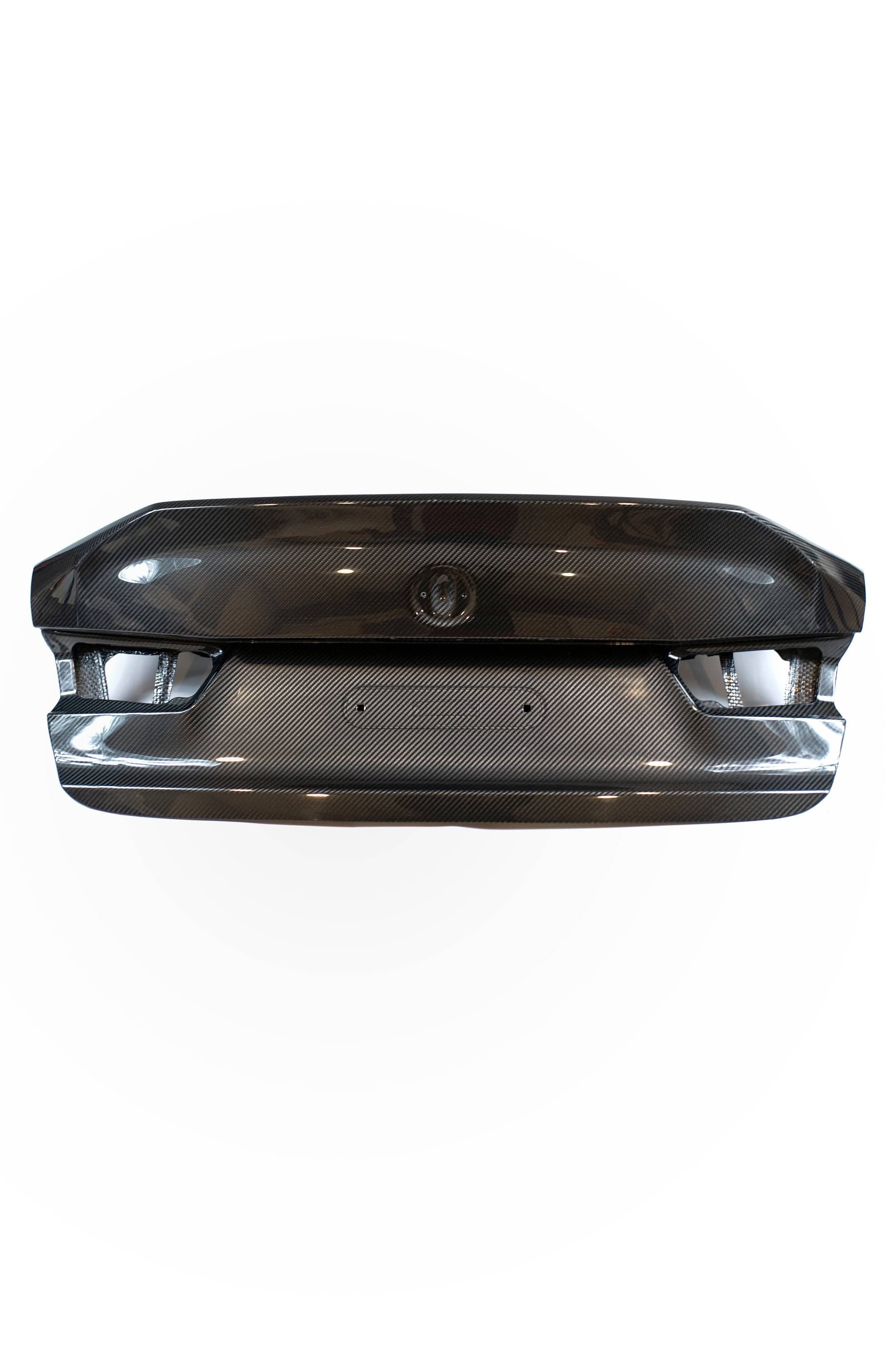 G8X Dry Carbon Fiber CSL Style Trunk