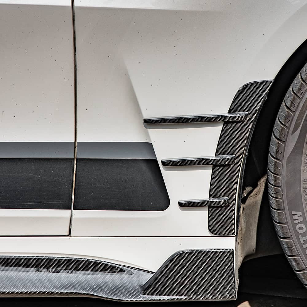 4 Series G22/G23 SQ Style Dry Carbon Fiber Front Wheel Arch Trim