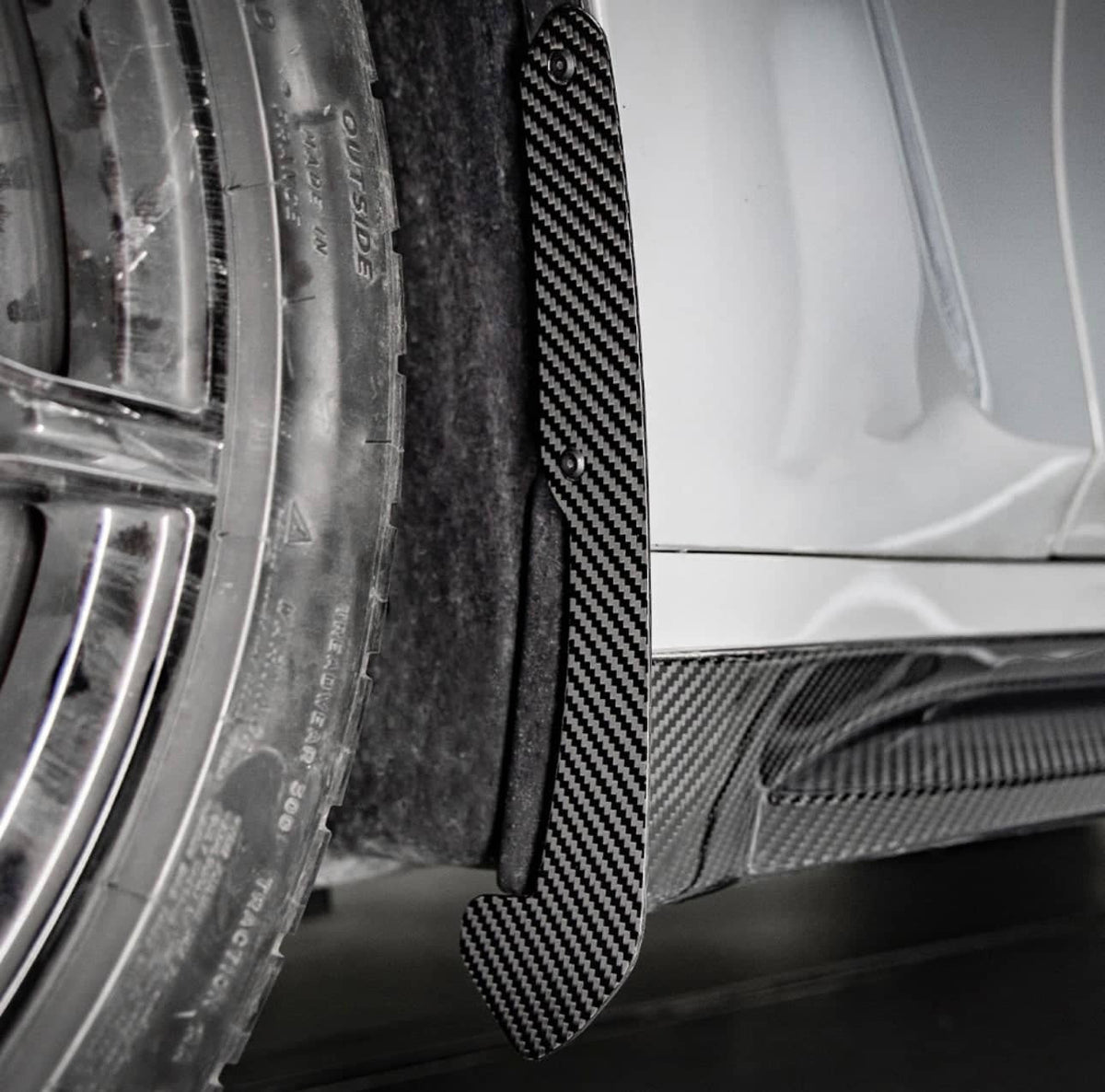 G8X SQ Dry Carbon Fiber Front Mud Flaps