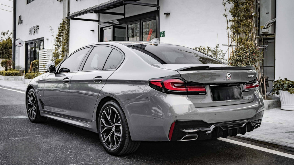 G30 CS Style Dry Carbon Spoiler