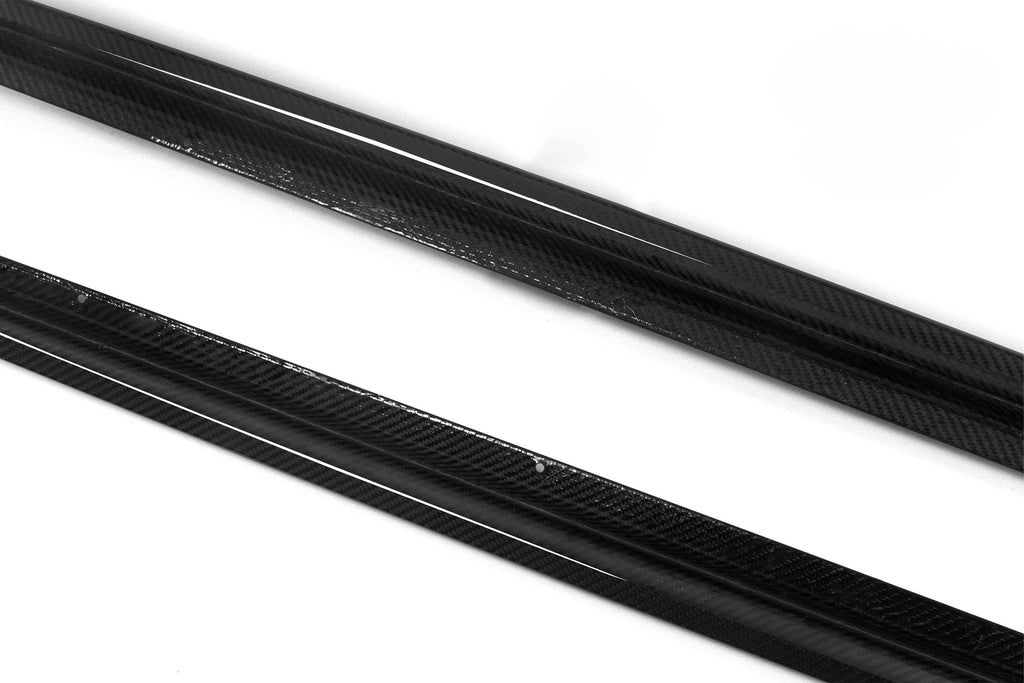 G42 SQ Dry Carbon Side Skirts