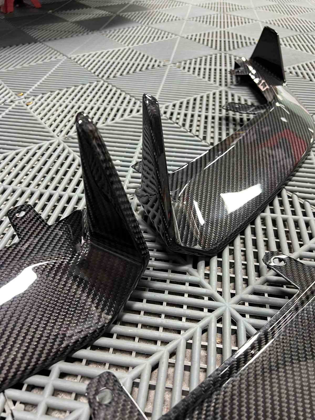 G87 M2 Dry Carbon Fiber V3 Front Lip