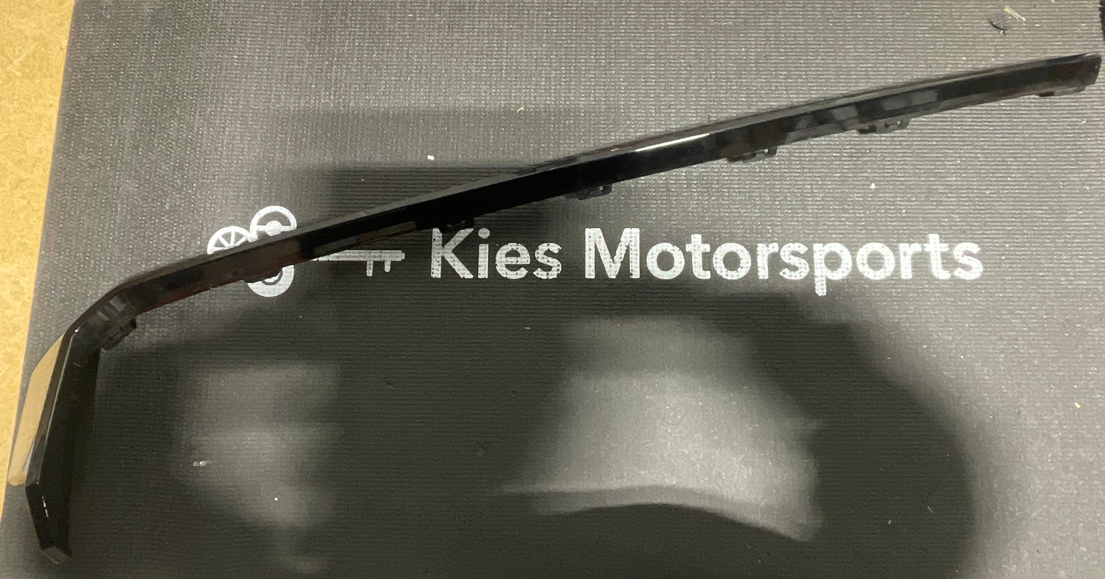 OPEN BOX - OEM Genuine BMW G8X Rear Diffuser Trim - Gloss Black (USED) - [Broken Clip]