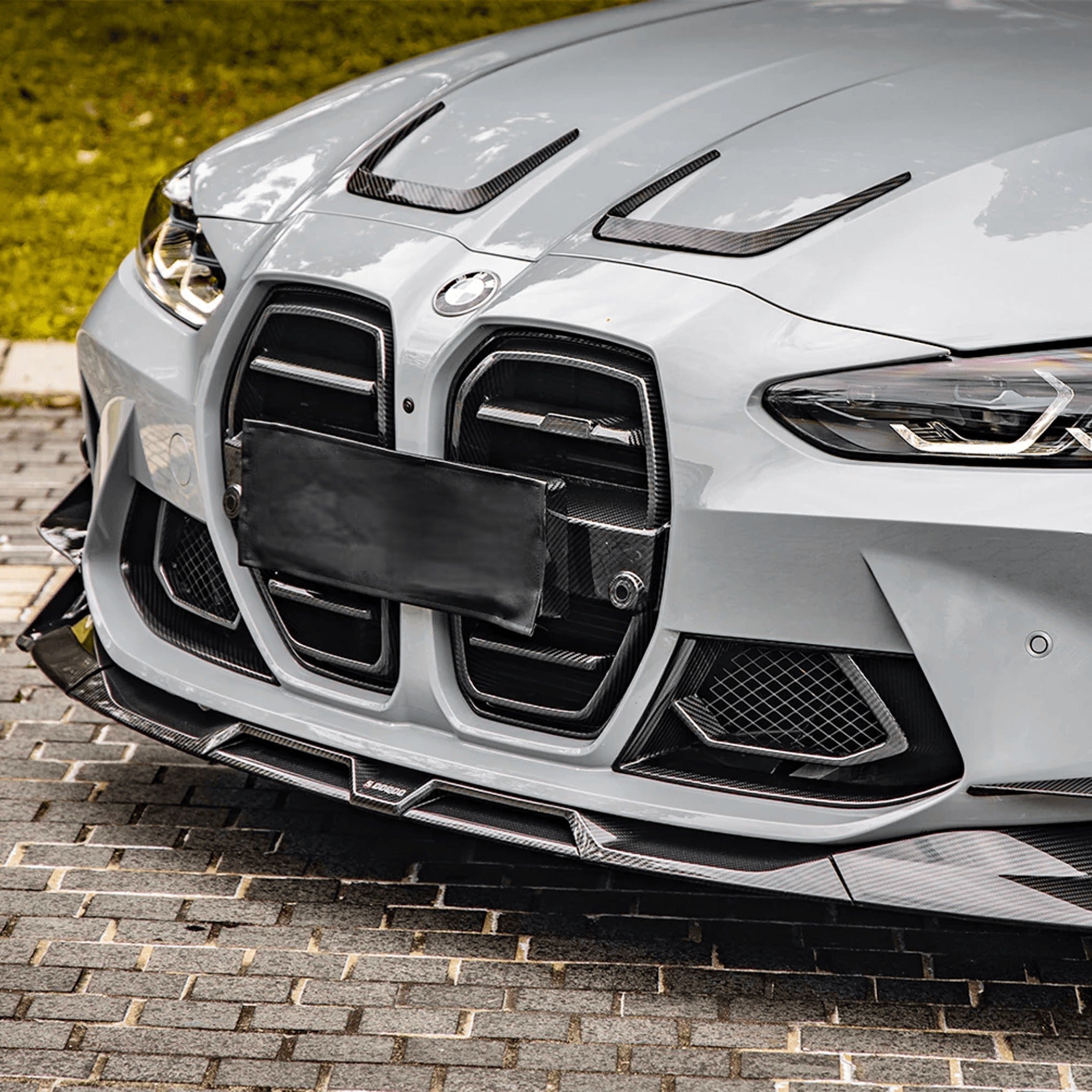 G8X SQ Style Carbon Fiber Front Air Ducts