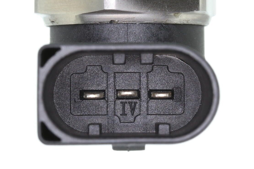 BMW E70 X5 xDrive35d Fuel Pressure Sensor By Vemo 13537787167