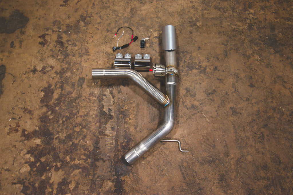BMW E9x 335i Axleback