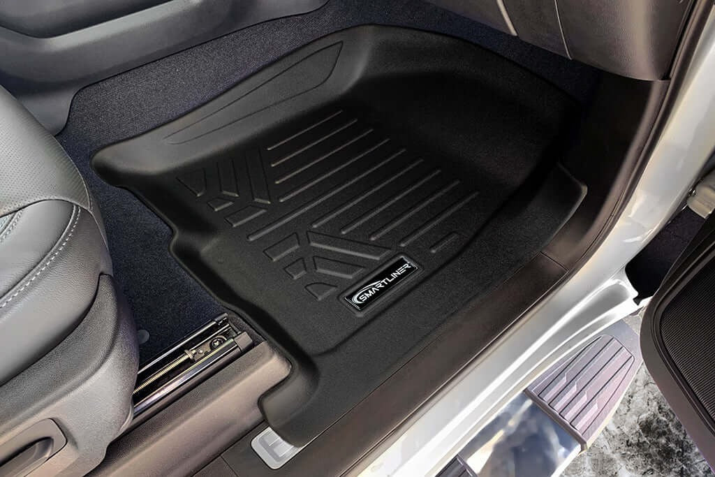 SMARTLINER Floor Liners for 2020-2026 Chevy Silverado 2500 HD | 3500 HD (Double Cab|Carpet|(1st Row Bucket)|[2nd Row Storage]