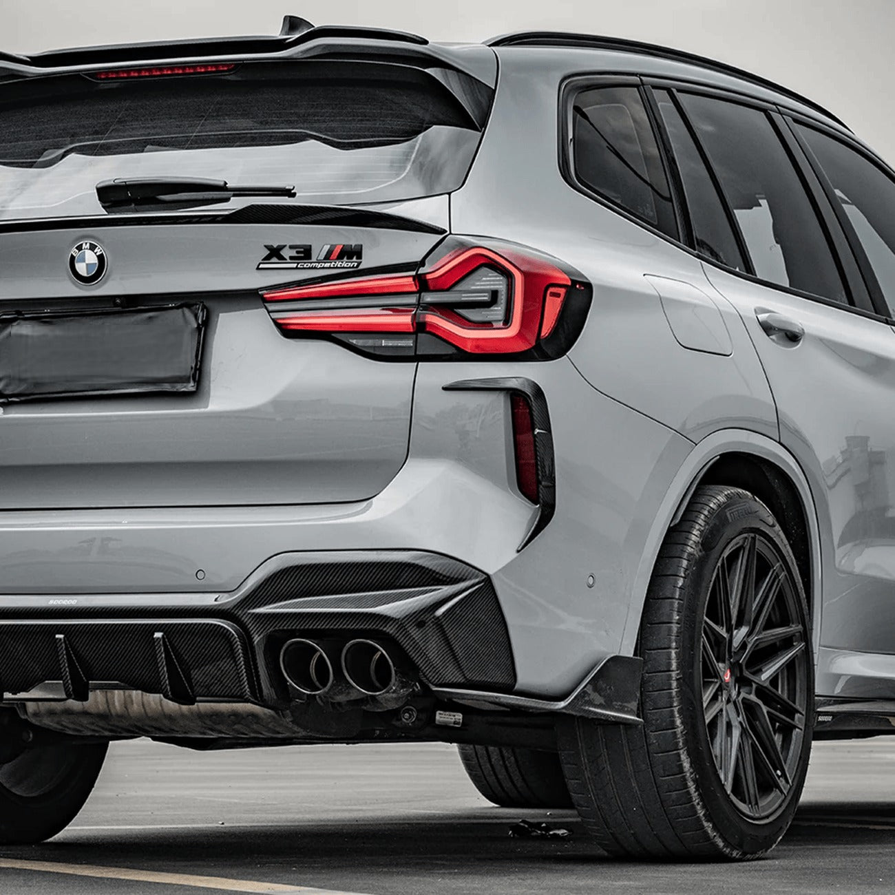 F97 X3M LCI SQ Style Dry Carbon Diffuser