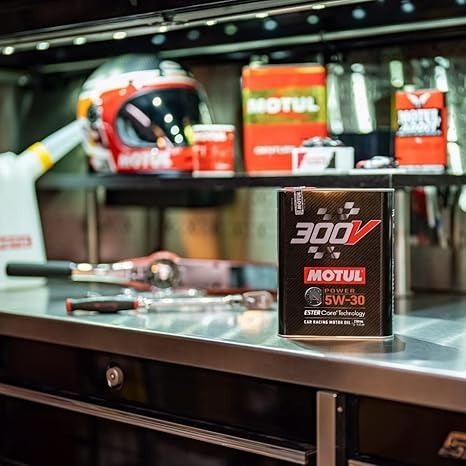 Motul 300V 5W30 Synthetic Motor Oil (2 Liter Can)