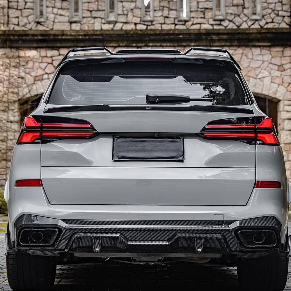 G05 SQ Style Carbon Fiber Spoiler