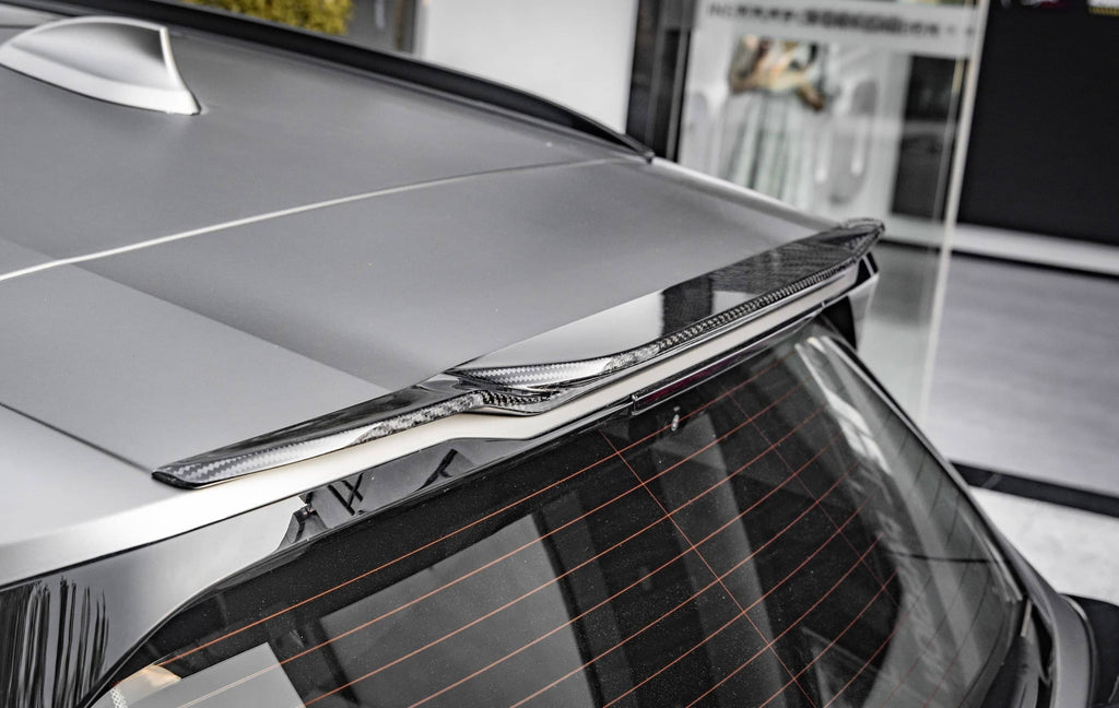 G01 Dry Carbon Roof Spoiler
