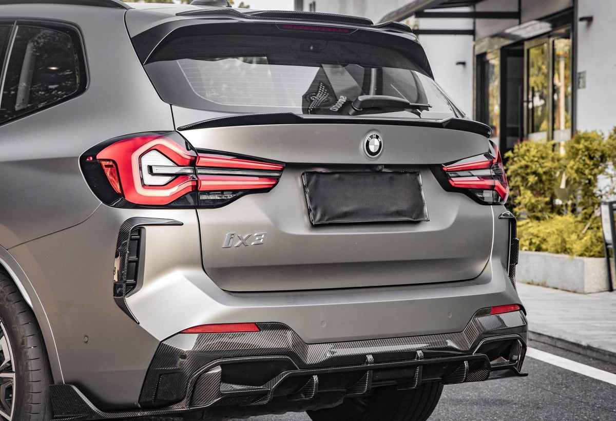 G08i iX3 SQ Style Dry Carbon Roof Spoiler