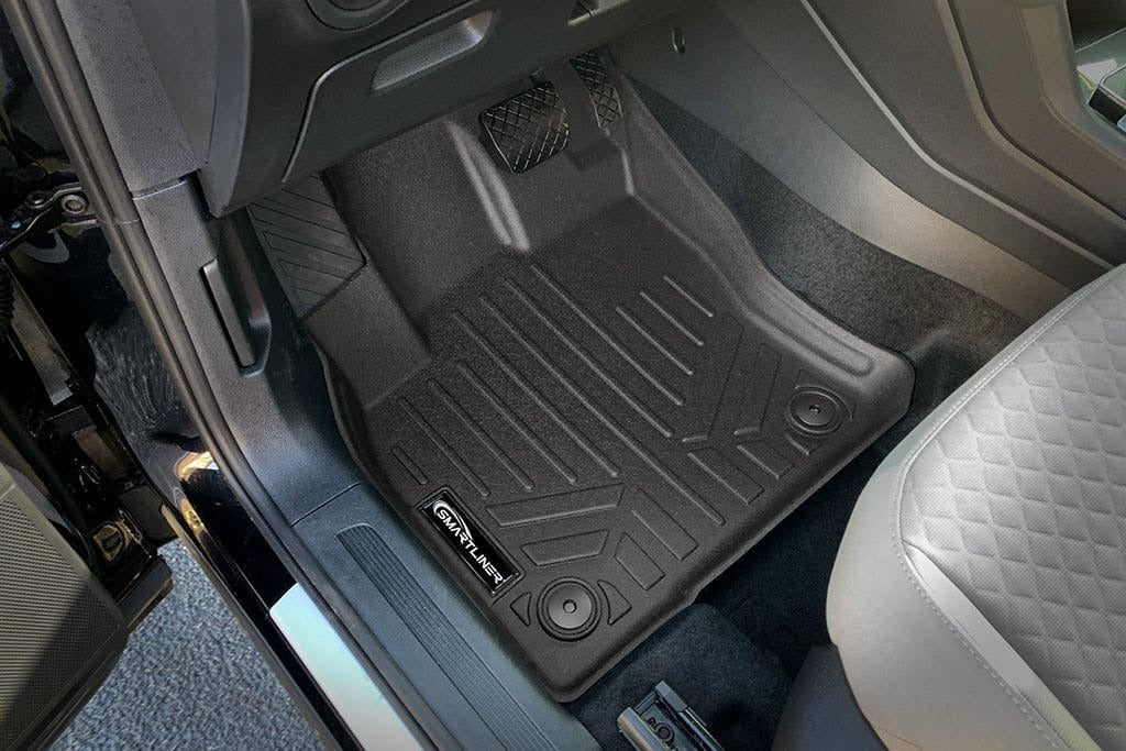 SMARTLINER Floor Liners for 2018-2024 Volkswagen Tiguan (7 Passenger)