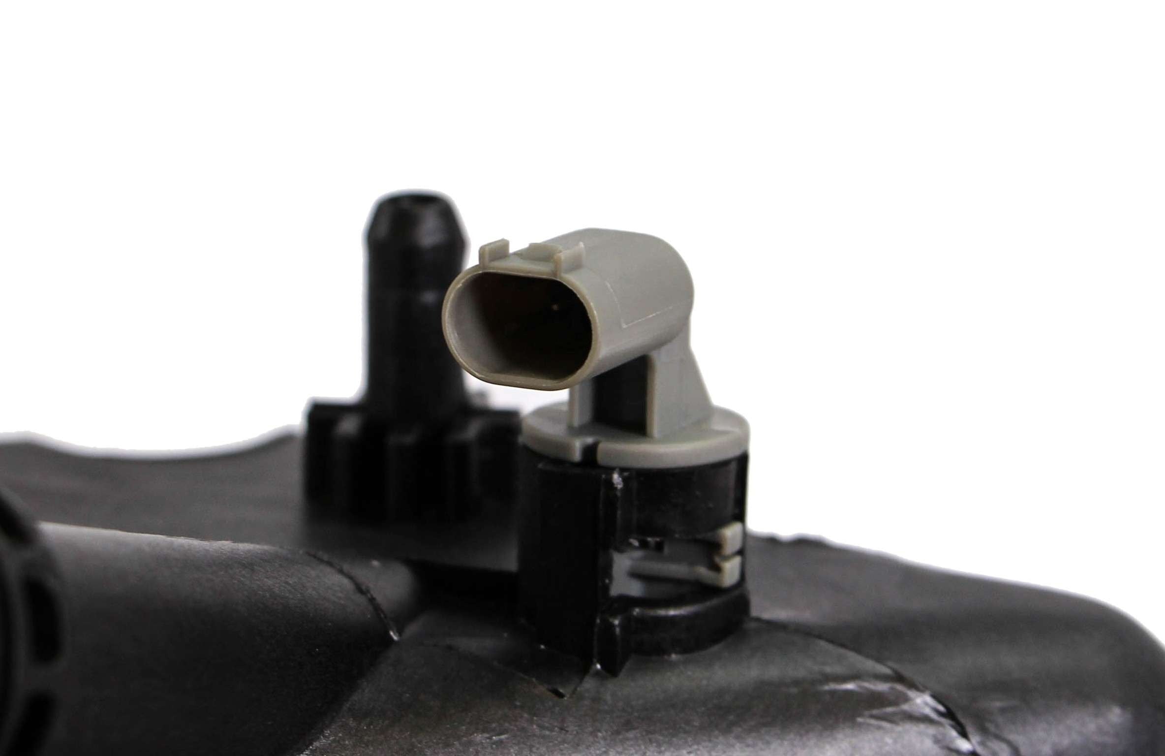 BMW E60/E61 5-Series Coolant Expansion Tank By Mahle 17137542986