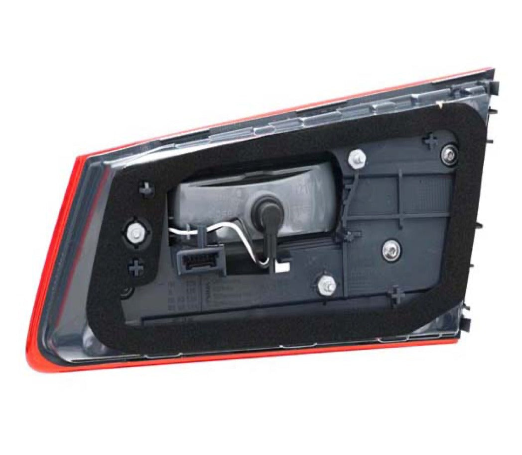 BMW G30 5-Series Rear Taillight Assembly OEM 63217376475 or 63217376476 (Trunk Mount)