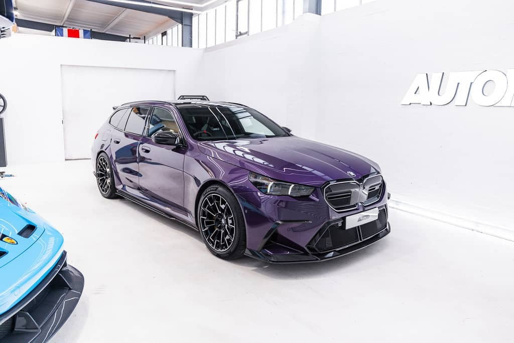 TREVORA G90 / G99 M5 Carbon Fiber PR-1 Side Skirts