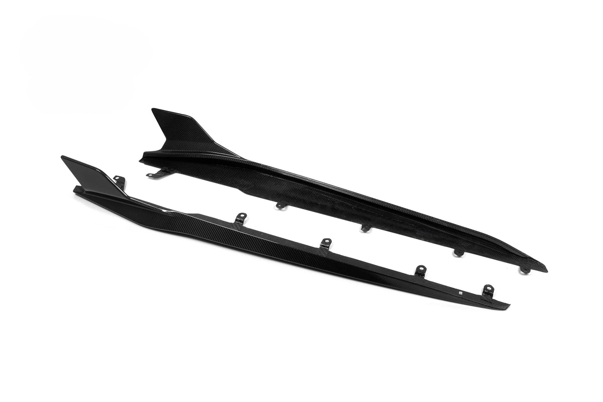 F91/F92 M8 SQ Style Dry Carbon Side Skirts