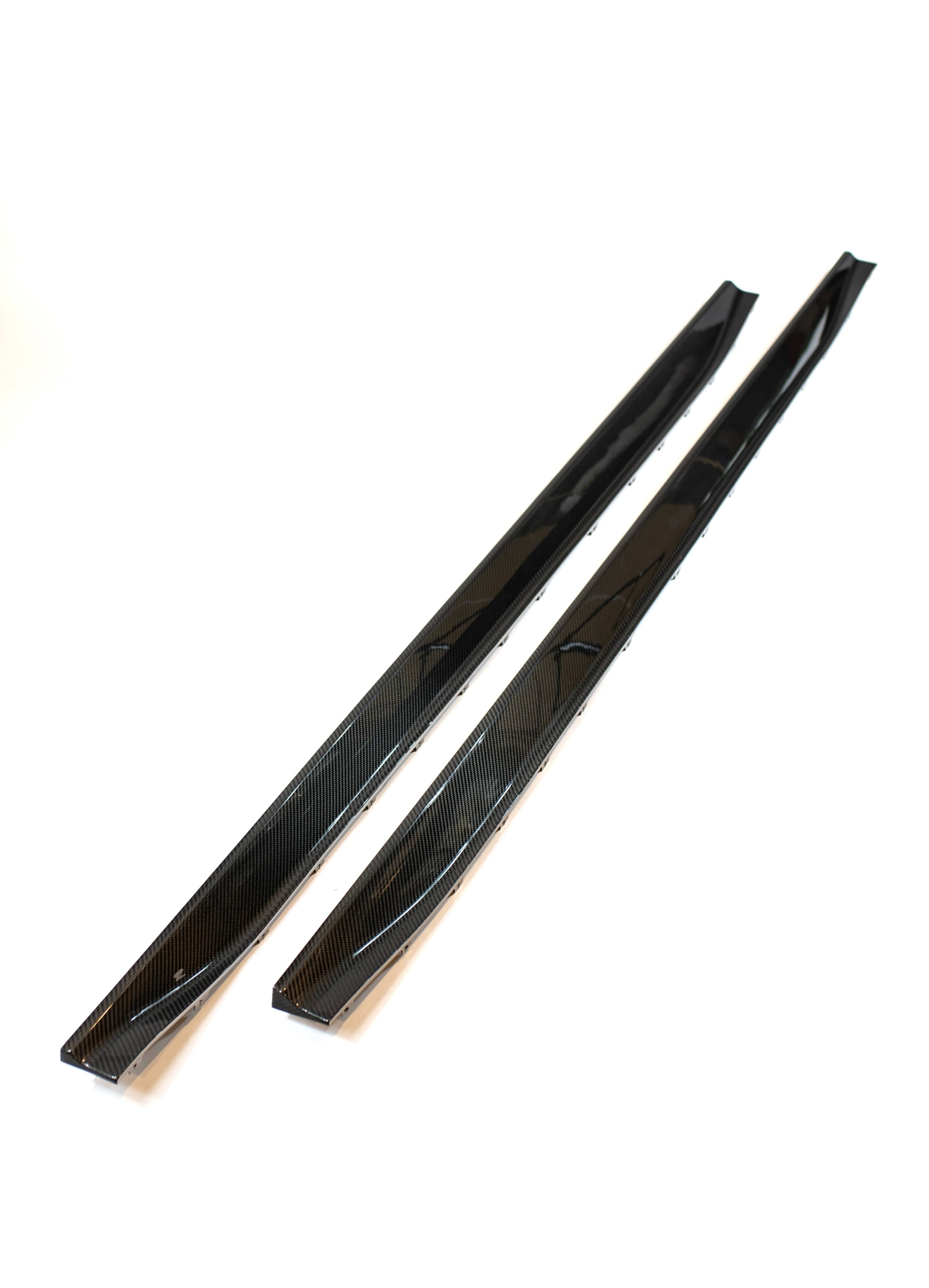 G8X Dry Carbon Fiber V2 Side Skirts