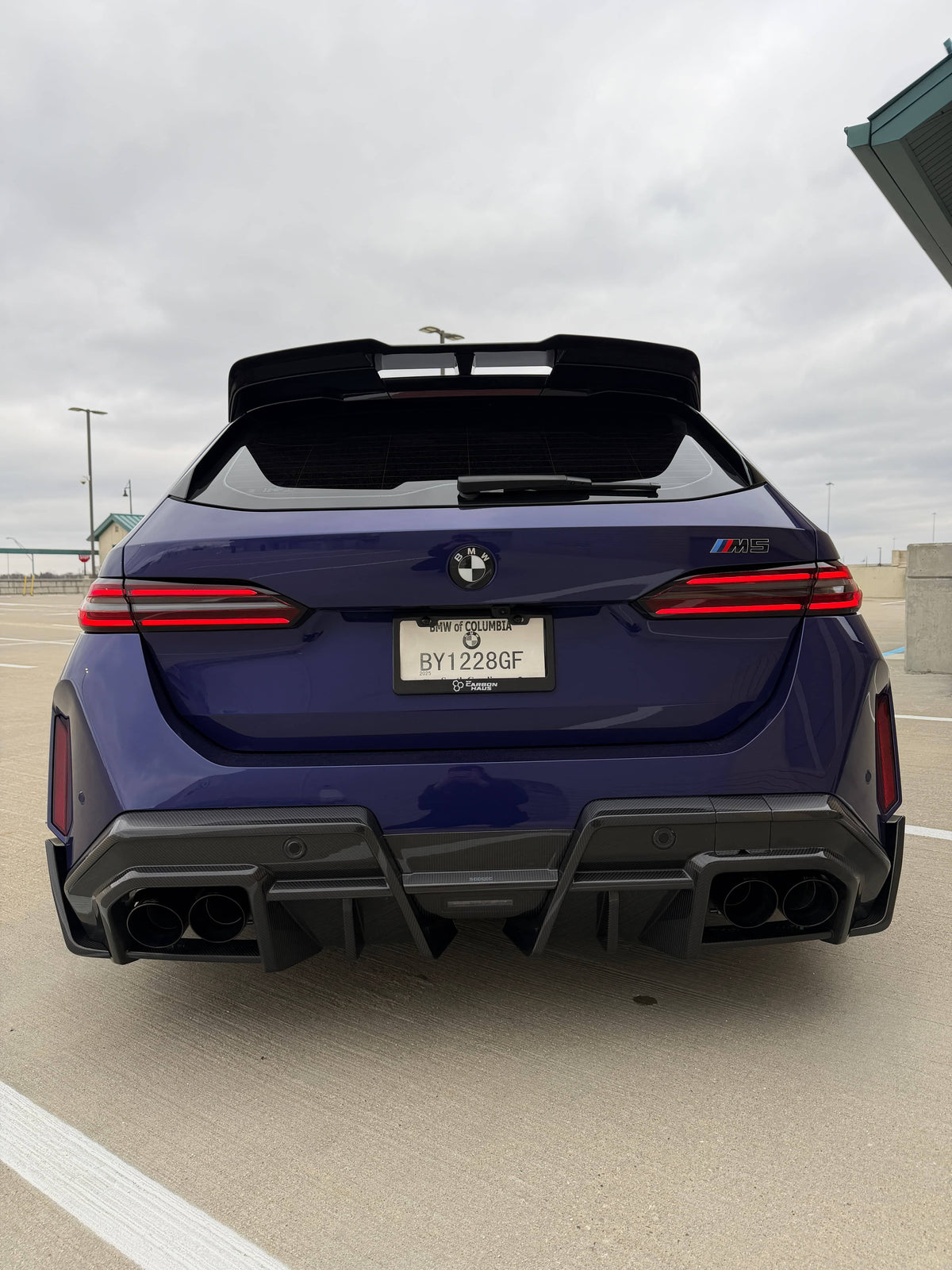 G99 M5 SQ Style Dry Carbon Fiber Roof Spoiler