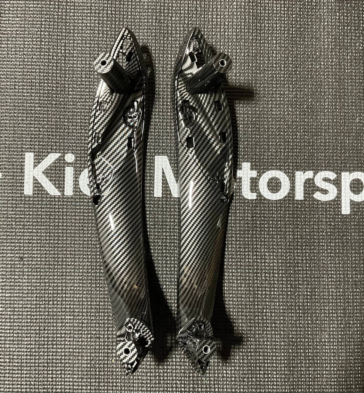 OPEN BOX - Kies F32 Door Handles (Hydro-Dipped Carbon Fiber)