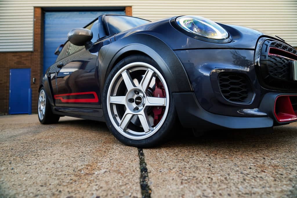 MMX Performance X06 Flow Formed MINI Wheels 18×8 ET44 5×112
