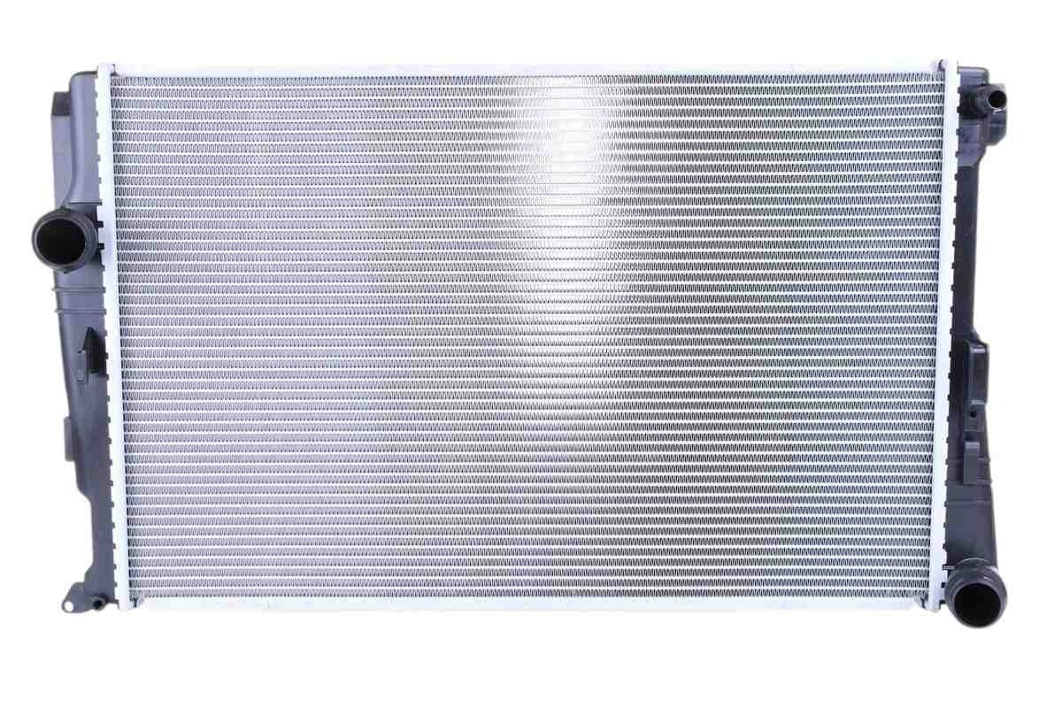 BMW F25 X3/X4 Engine Cooling Radiator By Nissens 17118623369 or 17118623366