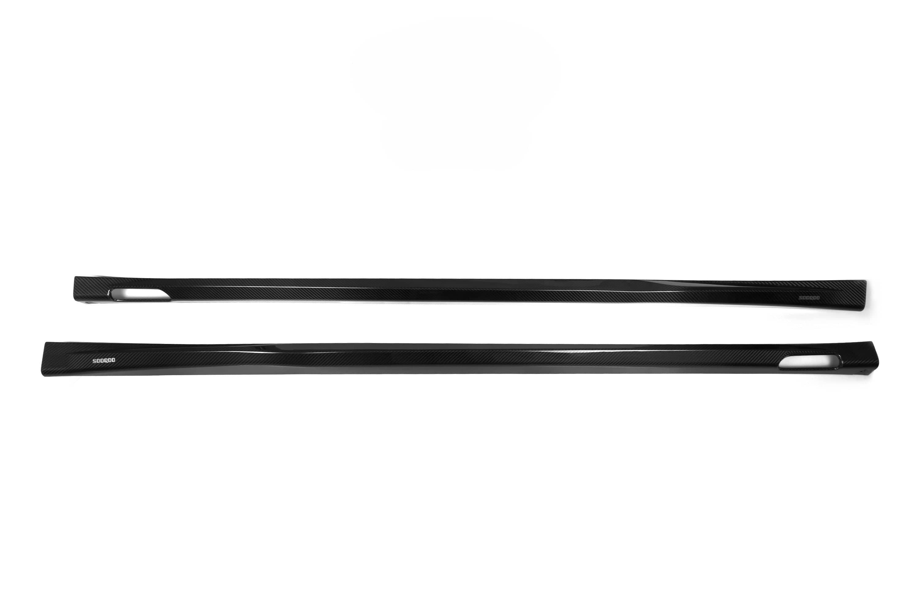 22+ G01/G02 LCI SQ Style Dry Carbon Side Skirts